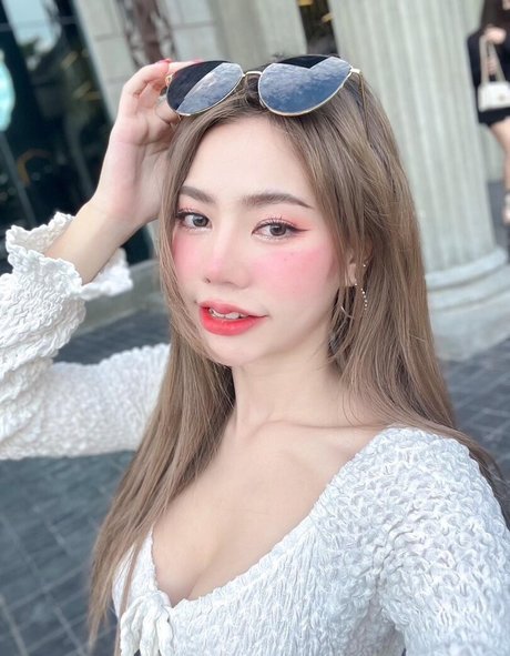 fangtnc erotic actress pics