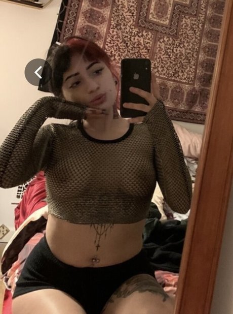 MandixCandy free pornstar photos