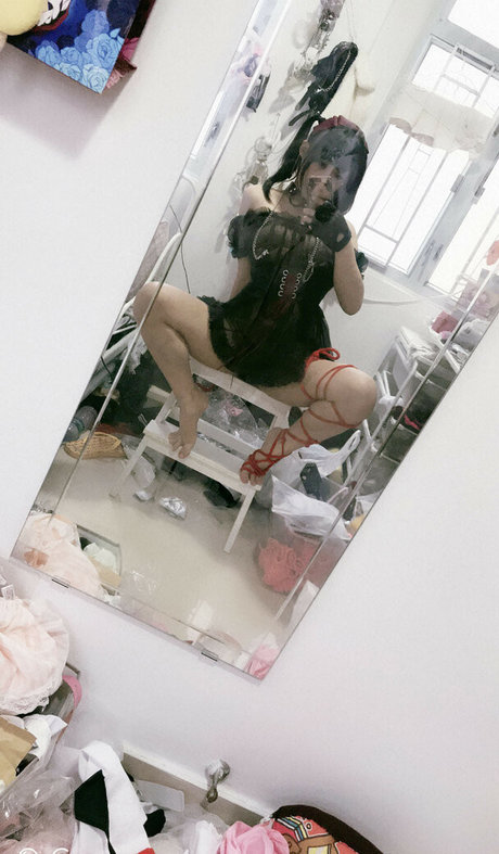 NazoEirian beautiful actress images