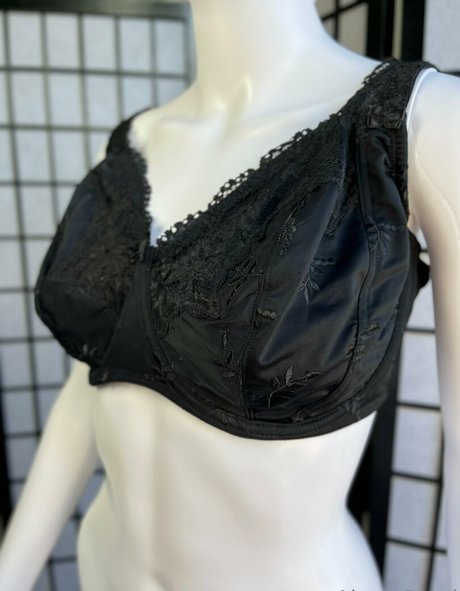 alexapearl beautiful model image