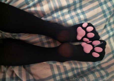 milkycazzie model sex images