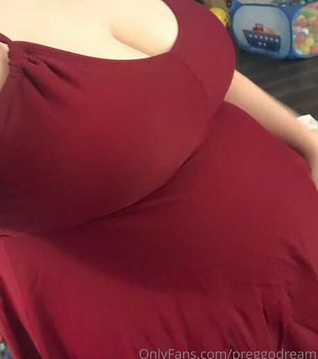 preggodream star naked photo