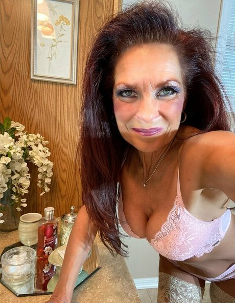 creampie milf onlyfans erotic pics