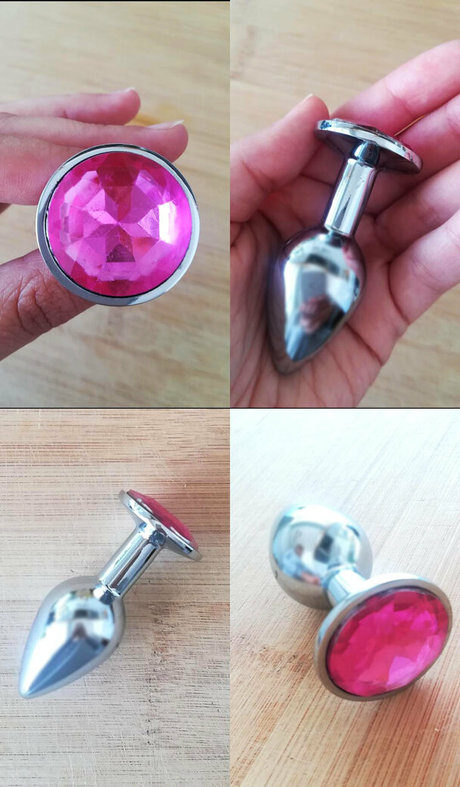 dildo onlyfans pornographic photos