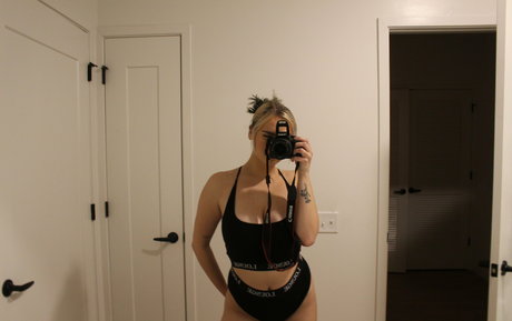 pantyhose milf onlyfans hot naked photos