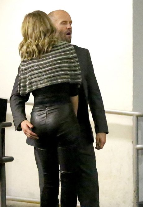 famous nude onlyfans art nude img