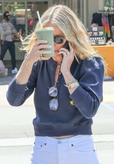 18 asian onlyfans exclusive gallery