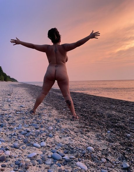 ChristinaGonzalez naked actress photo