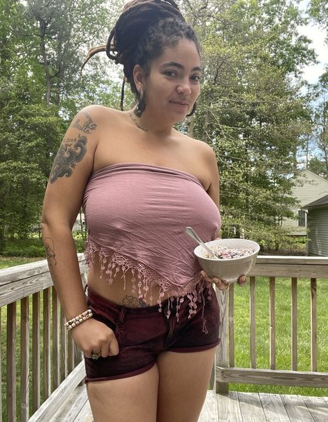 ChristinaGonzalez star pretty picture