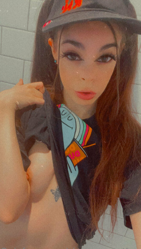 Shegavemethree pornstar xxx img