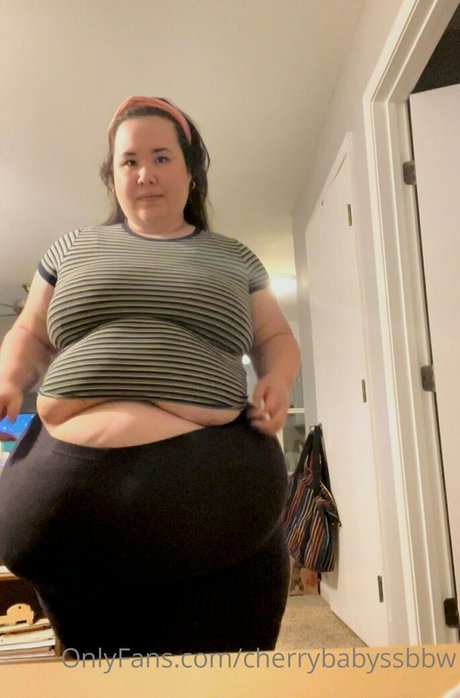 cherrybabyssbbw exclusive model img