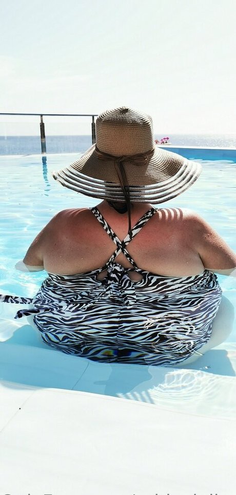 pawg girls onlyfans sexy photos