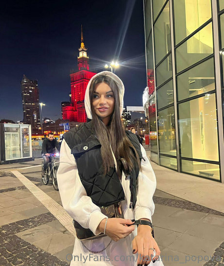 huge tits milf onlyfans hot sexy image