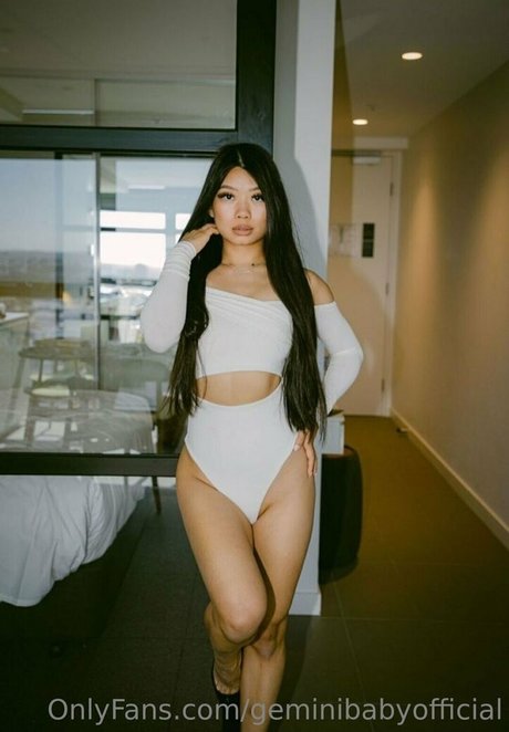 milf glasses onlyfans beautiful gallery