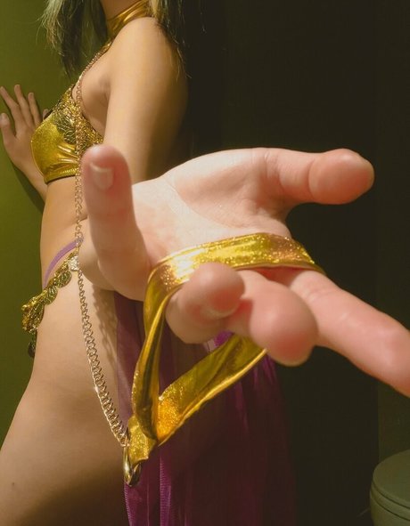 mirror onlyfans pornographic pics