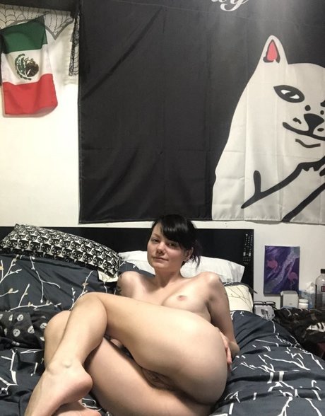 mirror onlyfans beautiful naked picture