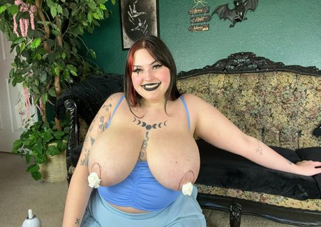 cheyennecc model adult pictures