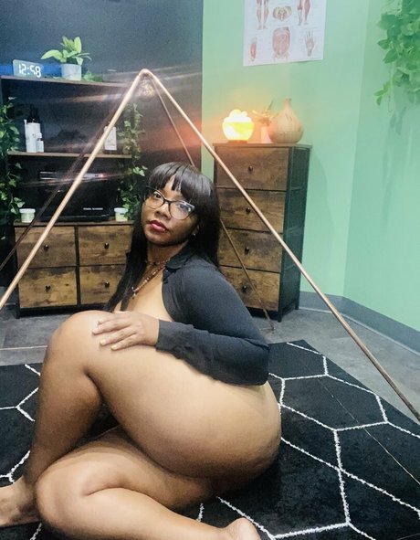 Fearlessaura pornstar erotic photos