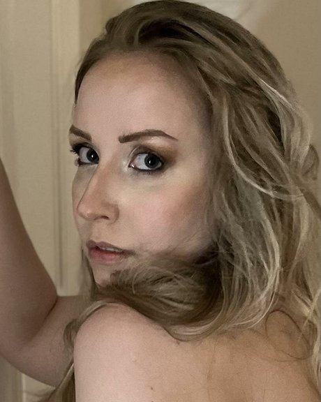 Ciaraquinnxxx pretty pornstar images