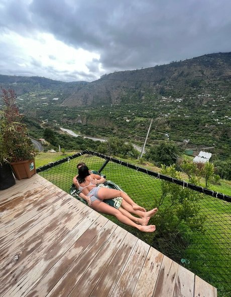 thewildwithyou naked model pic