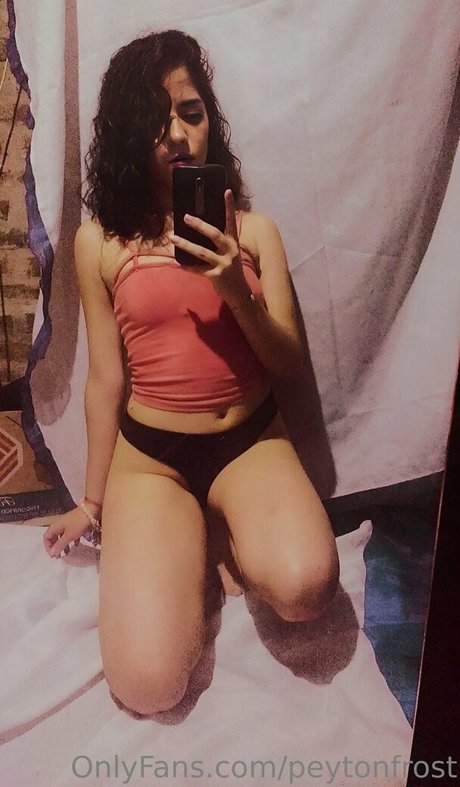 peytonfrost beautiful pornstar img