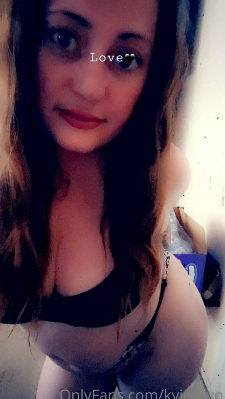 kyjellyyo porn star image