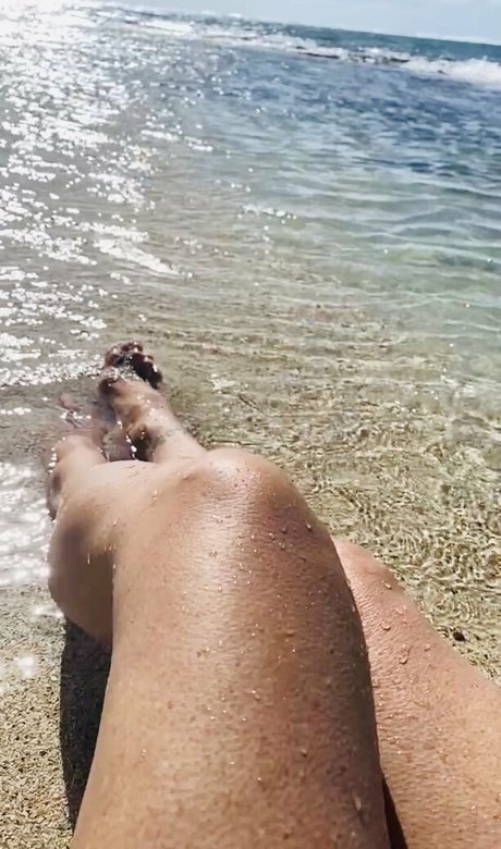 sexyelleanthony Images