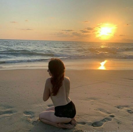 lili999 pornstar high quality galleries