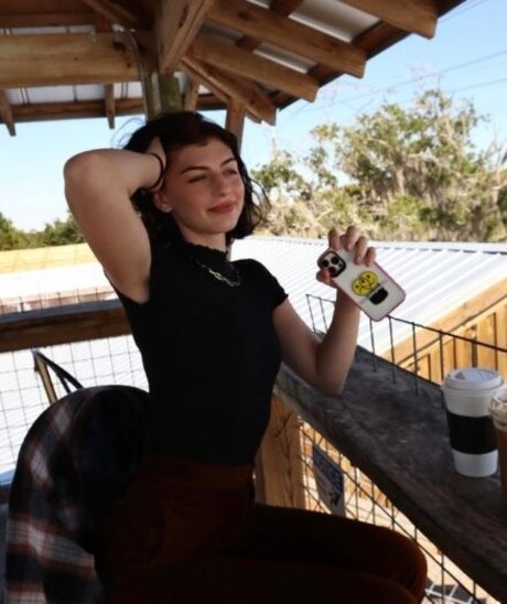 trans teen onlyfans hot naked picture