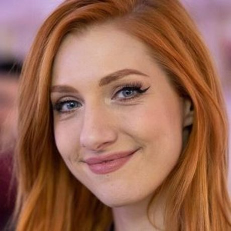 Lara Loft top star pictures