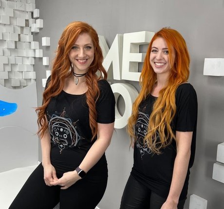 Lara Loft top actress image