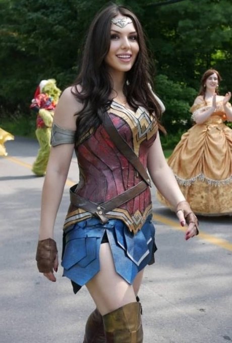 asian couple onlyfans nude image