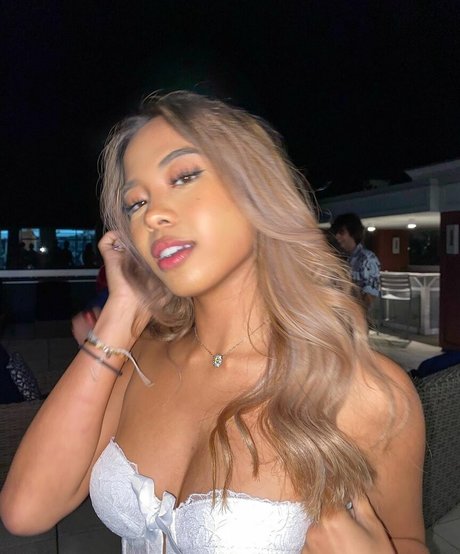 perfect feet onlyfans free nude pictures