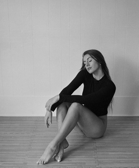 glitteratiii beautiful model images