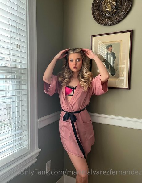 Mariel Alvarez Fernandez model naked img