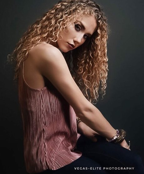 Kendall Ripetta sex model images