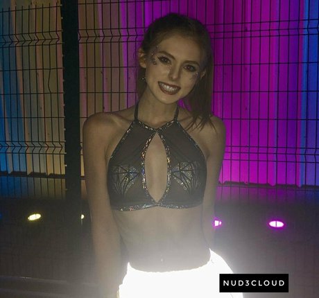 Chloe Mettenbrink exclusive pornstar pic