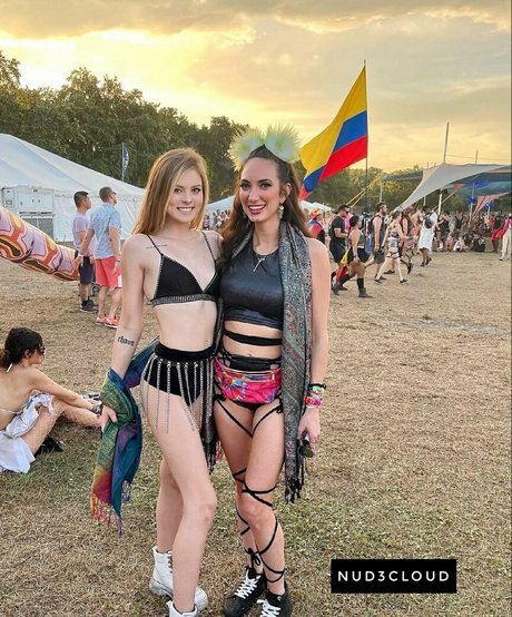 Chloe Mettenbrink hd pornstar pic