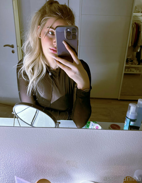 asmrjanina model exclusive pictures