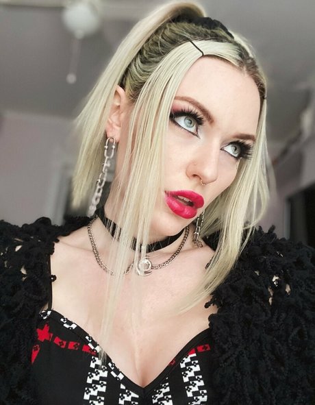 chubby babe onlyfans hot porn pictures