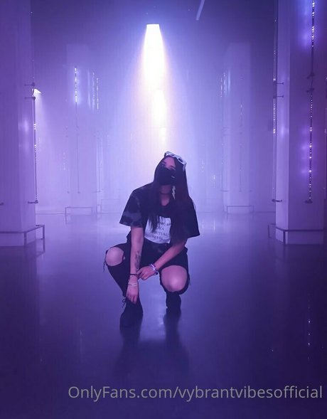 vybrantvibesofficial model nudes galleries