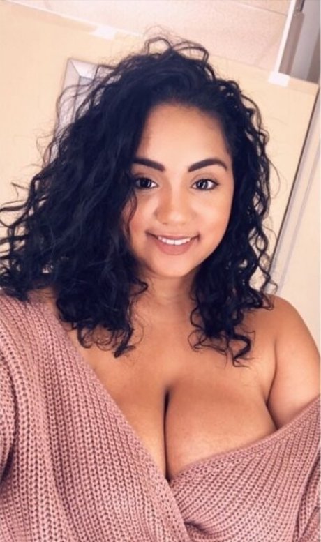 mynamesydalia best pornstar image