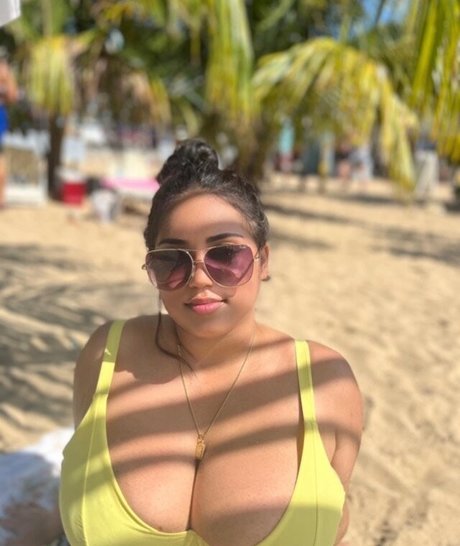 mynamesydalia star perfect photos