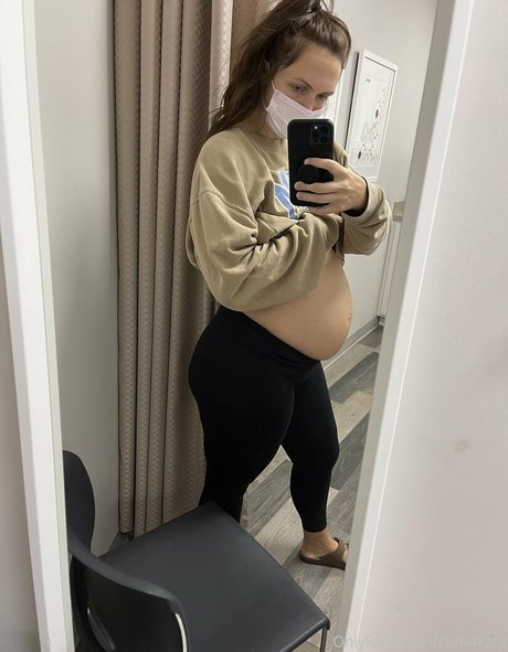 cum4kate nudes model photo