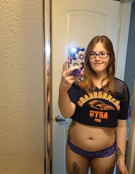 goodluckanne sexy actress image