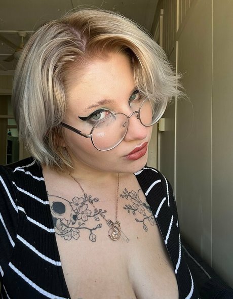 rosemaryprincess nudes star pictures