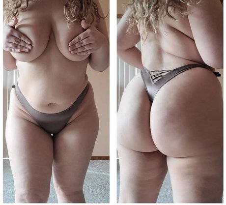 lesbian fingering onlyfans porn galleries