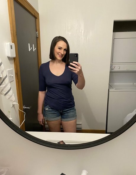 claradeefree sex actress gallery