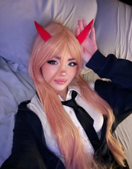 JenaUrf model erotic images