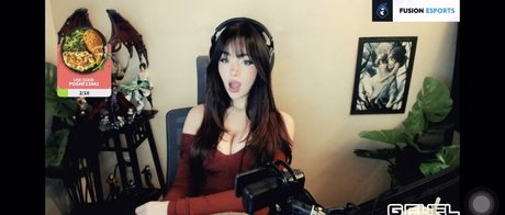 JenaUrf hd actress photo